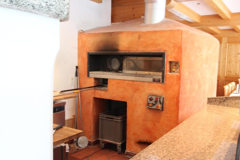 Hotel Des Alpes ฟลิมส์ ภายนอก รูปภาพ
